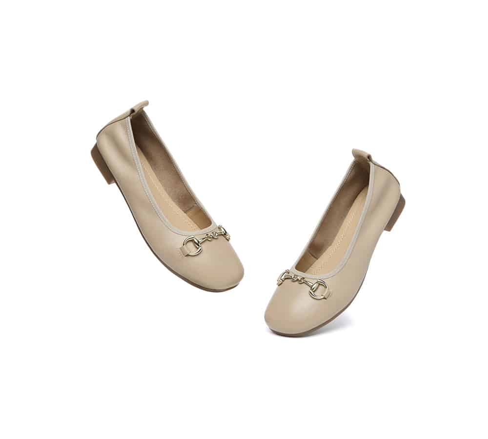 Blake 19 PF0A9726 1024x1024 0c7da54a db38 42d9 9b66 39ce4b0601b8 Kapsule