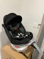 Black 360 Spin Rotating Car Seat with Sun Shade + Footrest and ISOFIX - Image 12