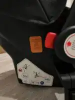 SALE! Multifunctional 3 in 1 Stroller + Bassinet + Capsule and Base - BLACK - Image 8