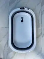 Modern Space-Saving Baby Bathtub with Supportive Pillow and Temperature Reader - Image 13